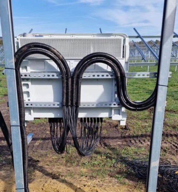 Operation and maintenance of solar power plant
